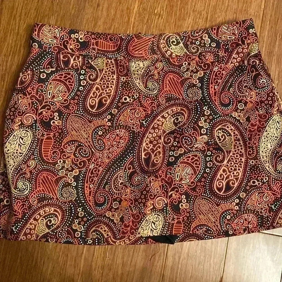 Lady Hagen paisley skort - size 6 - rear zip - pockets - orange color pallet - Picture 1 of 6